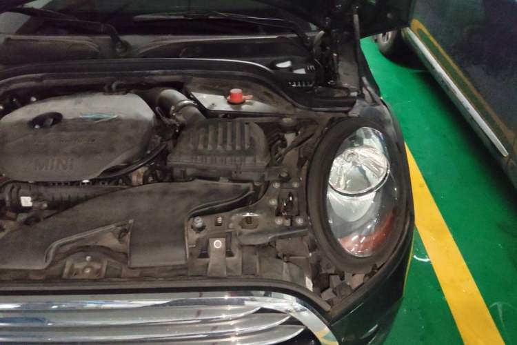 Used MINI 2016 1.5T COOPER Five-Door Edition Engine Bay Left