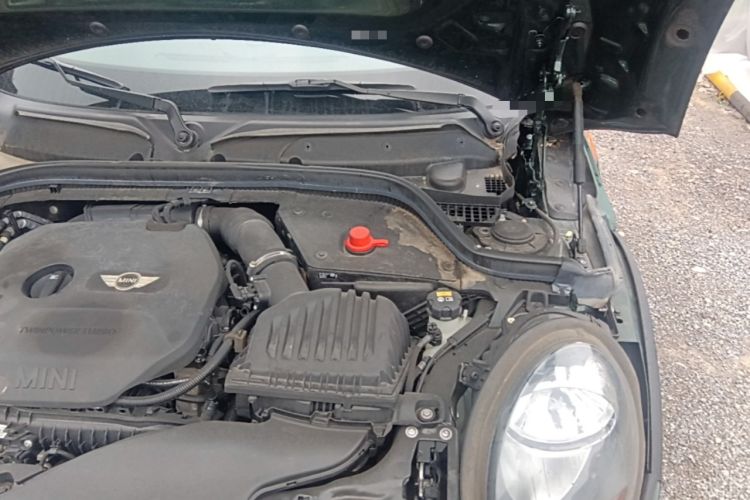 Used MINI 2016 1.5T COOPER Five-Door Edition Engine Bay Left