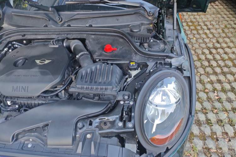 Used MINI 2016 1.2T ONE Pioneer Edition Five-Door Version Engine Bay Left
