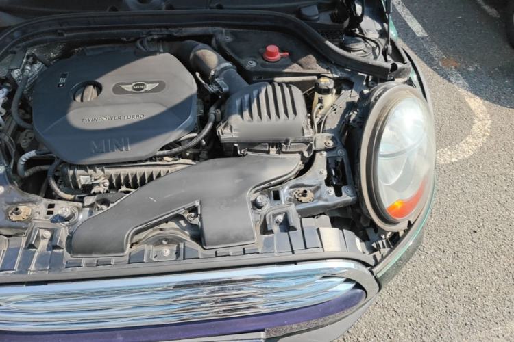 Used MINI 2016 1.5T COOPER Five-Door Edition Engine Bay Left