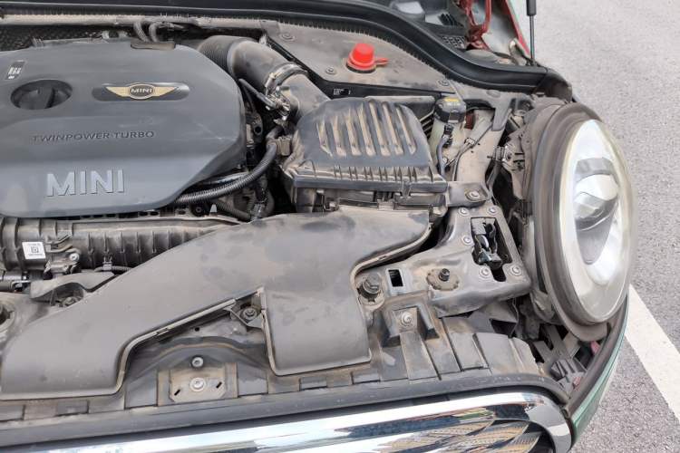 Used MINI 2016 1.5T COOPER Five-Door Edition Engine Bay Left