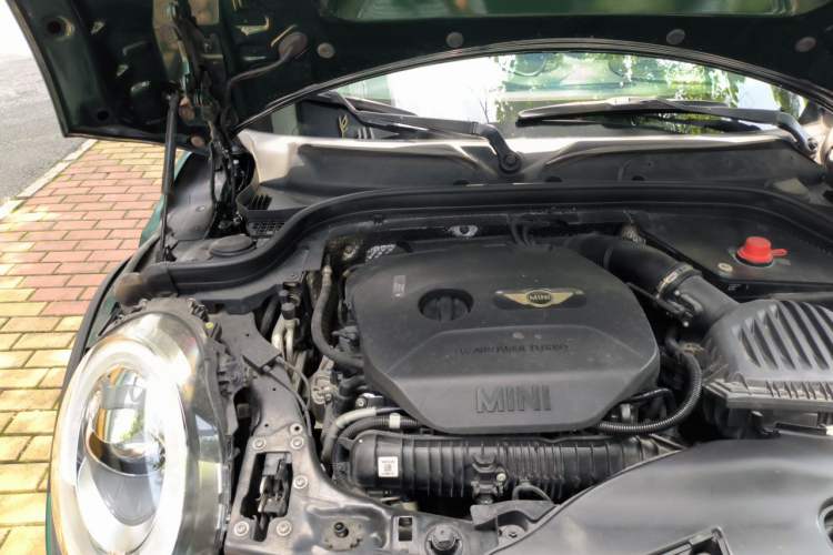 Used MINI 2016 2.0T COOPER S Pioneer Edition Engine Bay Right