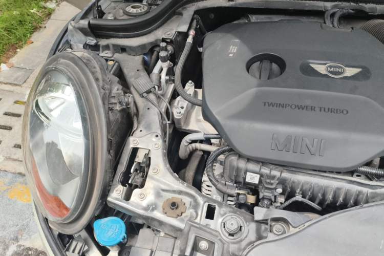 Used MINI 2016 1.2T ONE Pioneer Edition Engine Bay Right