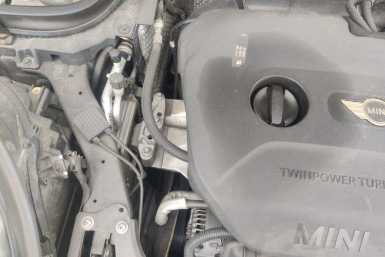 Used MINI 2016 1.2T ONE Five-Door Edition Engine Bay Right