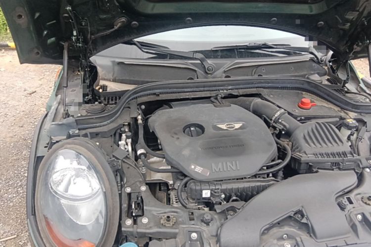 Used MINI 2016 1.5T COOPER Five-Door Edition Engine Bay Right