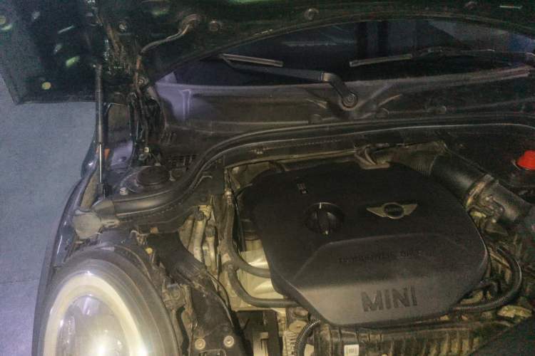 Used MINI 2016 1.5T COOPER Performance Edition Engine Bay Right