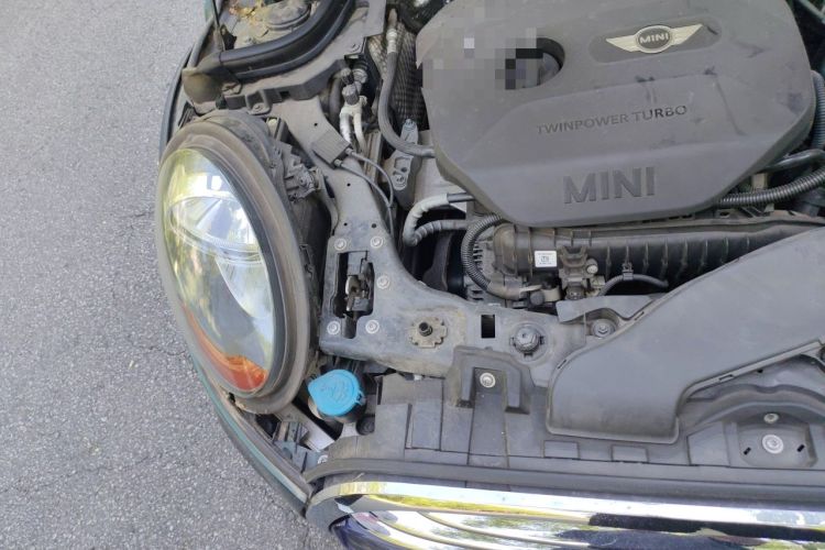 Used MINI 2016 1.5T COOPER Five-Door Edition Engine Bay Right