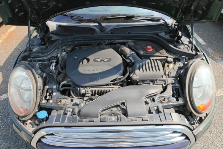 Used MINI 2016 1.5T COOPER Five-Door Edition Engine Bay