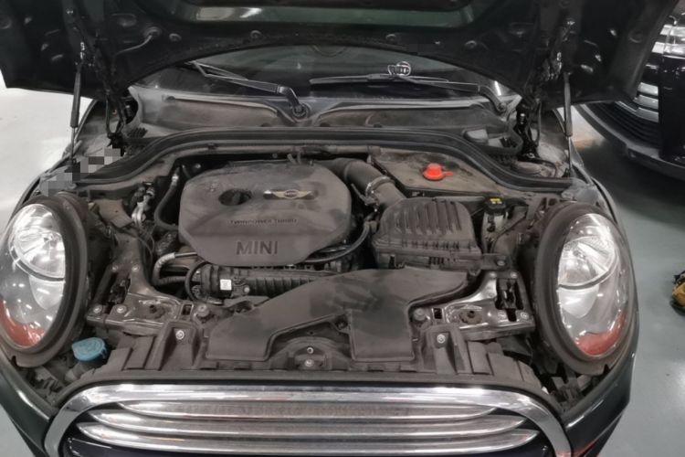 Used MINI 2016 1.5T COOPER Five-Door Edition Engine Bay