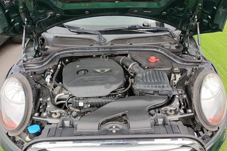 Used MINI 2016 1.5T COOPER Five-Door Edition Engine Bay