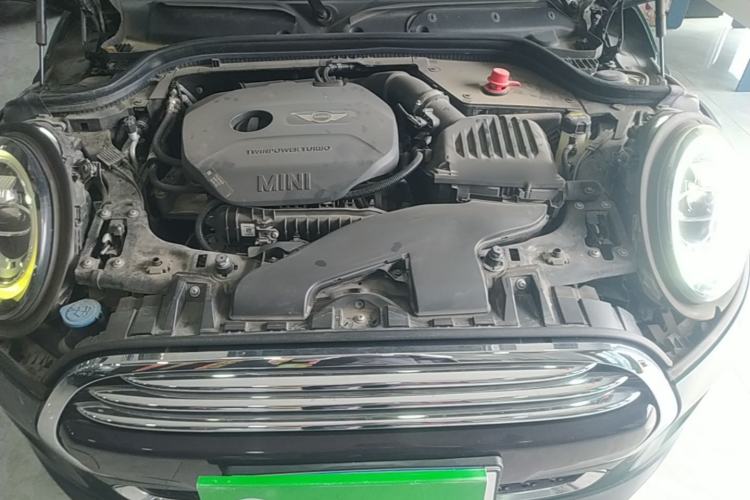 Used MINI 2016 1.5T COOPER Five-Door Edition Engine Bay