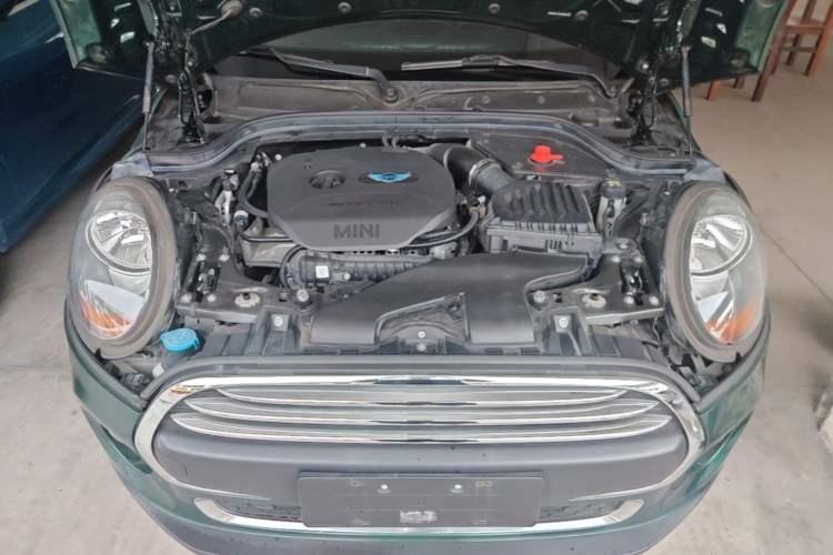 Used MINI 2016 1.2T ONE Pioneer Edition Engine Bay