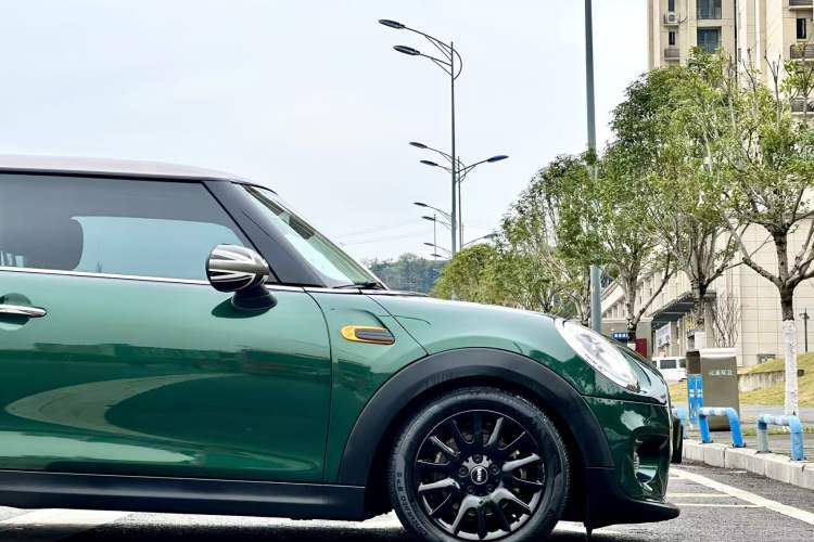 Used MINI 2016 1.2T ONE Pioneer Edition Exterior 10