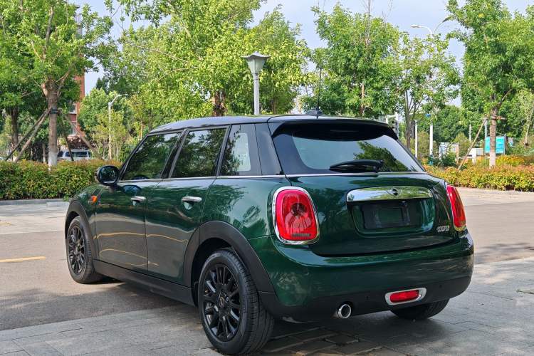 Used MINI 2016 1.5T COOPER Five-Door Edition Exterior 3