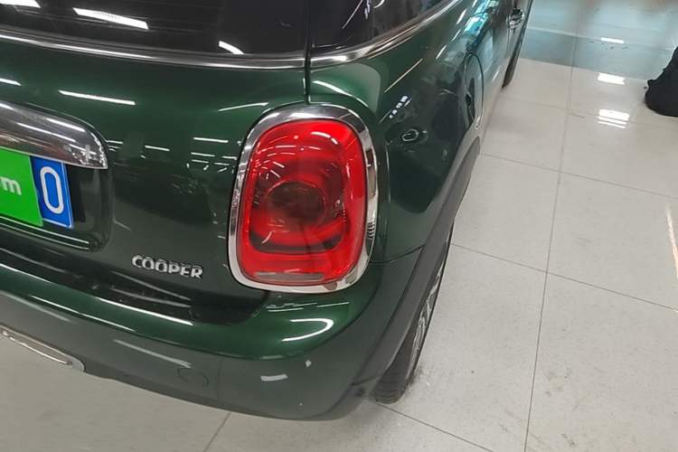 Used MINI 2016 1.5T COOPER SEVEN Exterior 3