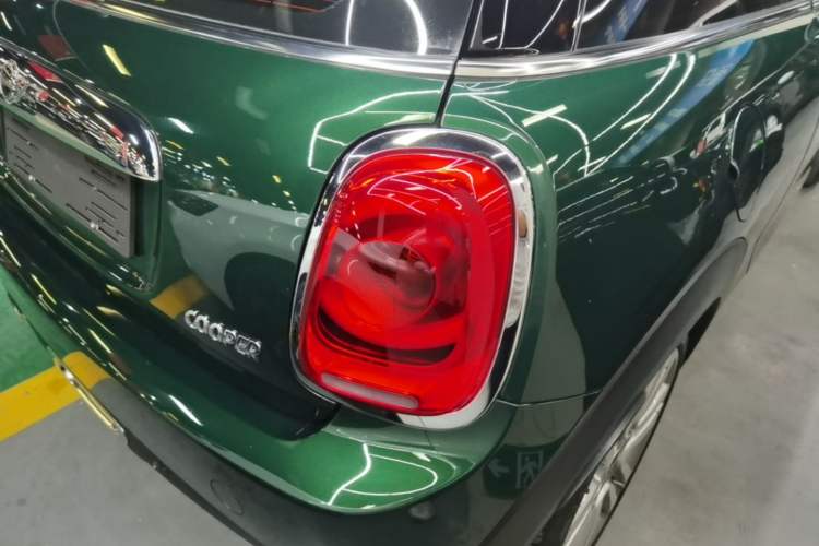 Used MINI 2016 1.5T COOPER SEVEN Exterior 3
