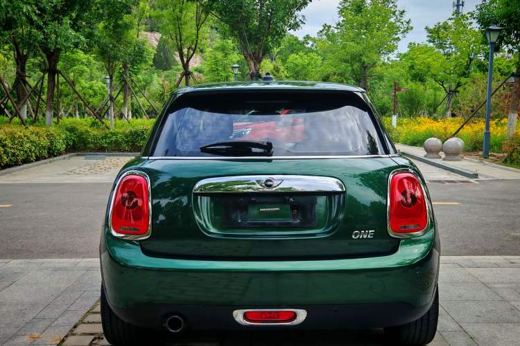 Used MINI 2016 1.2T ONE Pioneer Edition Five-Door Version Exterior 3