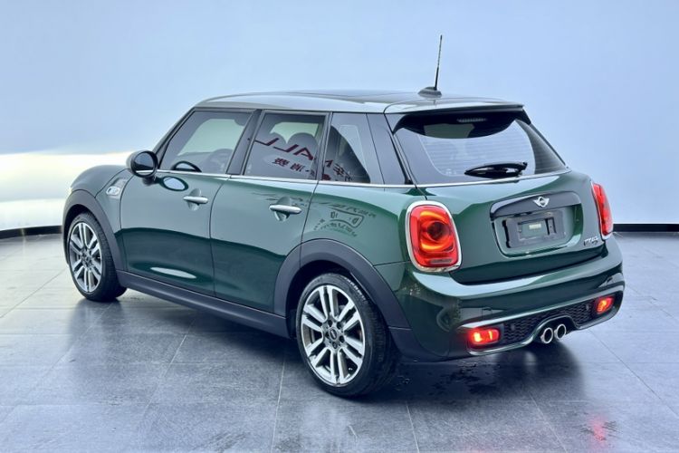 Used MINI 2016 2.0T COOPER S SEVEN Five-Door Edition Exterior 4