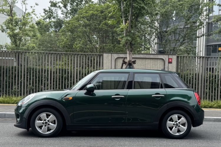 Used MINI 2016 1.2T ONE Five-Door Edition Exterior 4