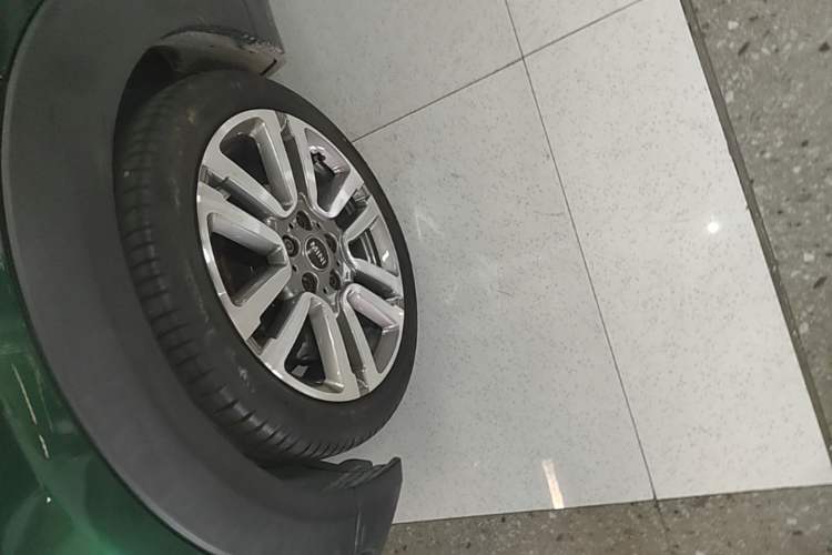 Used MINI 2016 1.5T COOPER SEVEN Exterior 4