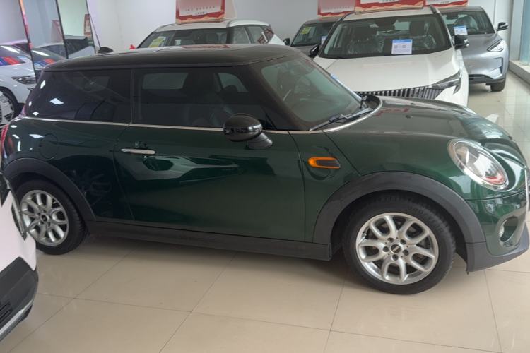 Used MINI 2016 1.5T COOPER Exterior 4