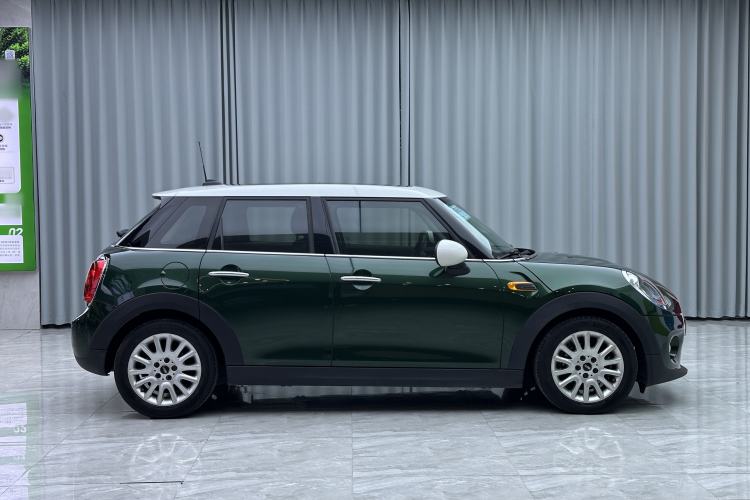 Used MINI 2016 1.5T COOPER Five-Door Edition Exterior 5