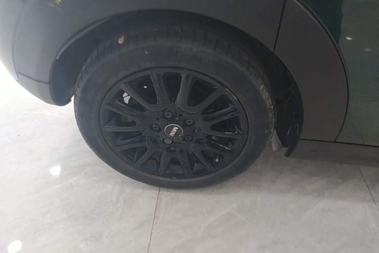 Used MINI 2016 1.5T COOPER Five-Door Edition Exterior 5