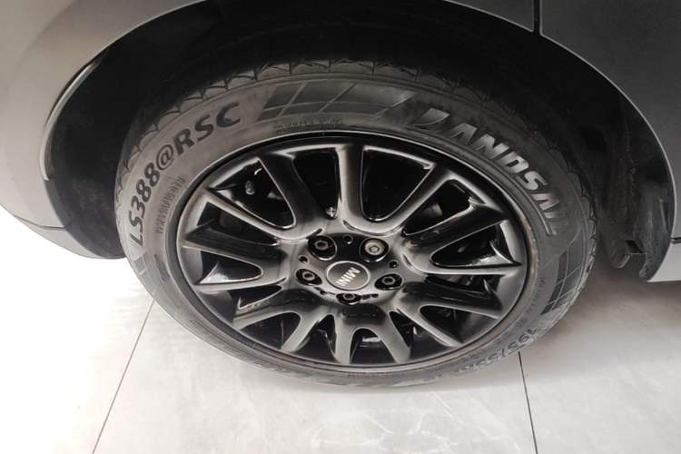 Used MINI 2016 1.5T COOPER Five-Door Edition Exterior 5
