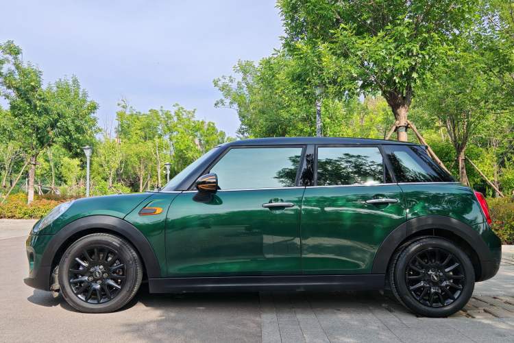 Used MINI 2016 1.5T COOPER Five-Door Edition Exterior 9