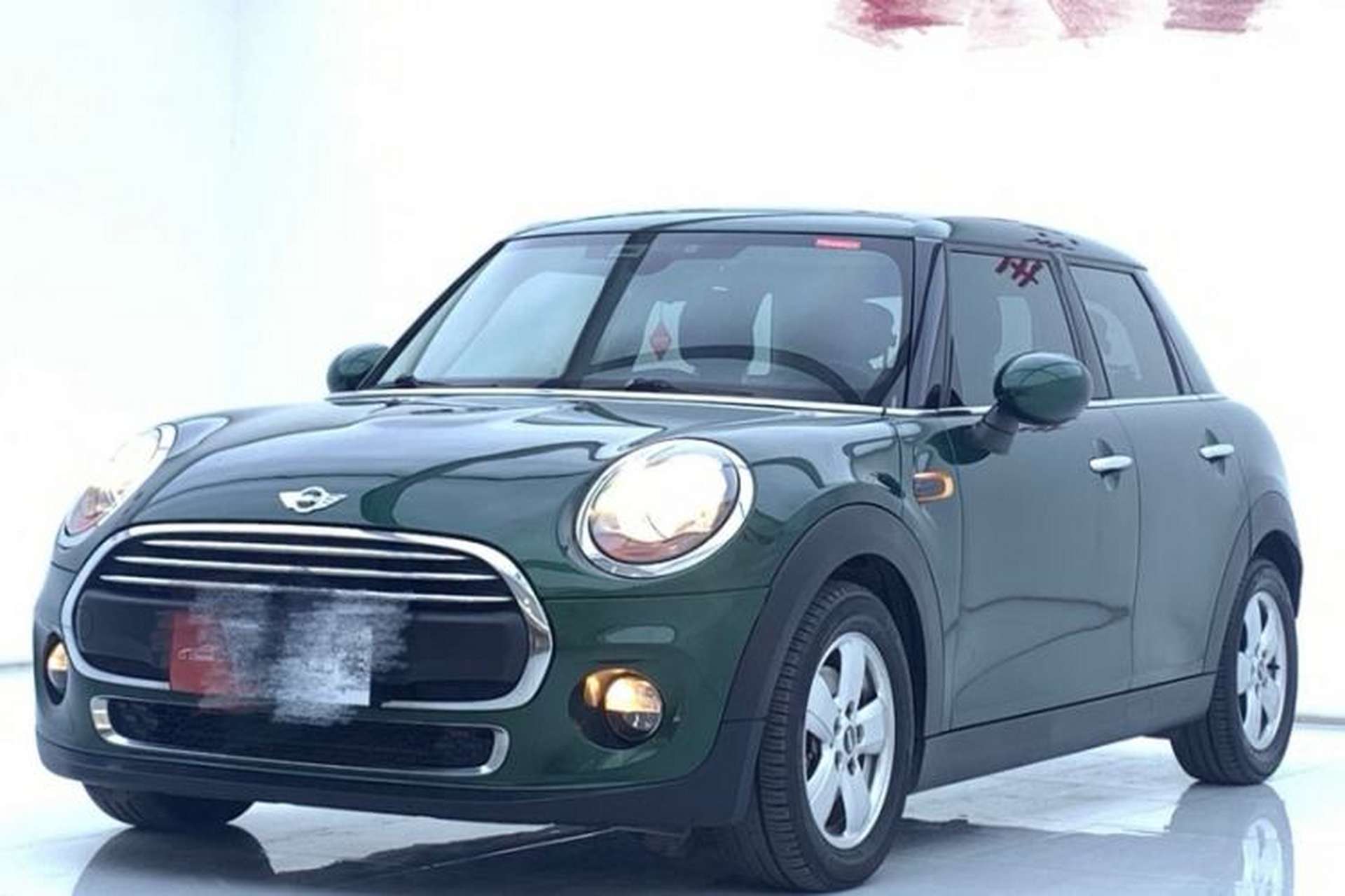 Used MINI 2016 1.2T ONE Five-Door Edition Front Left 45 Deg