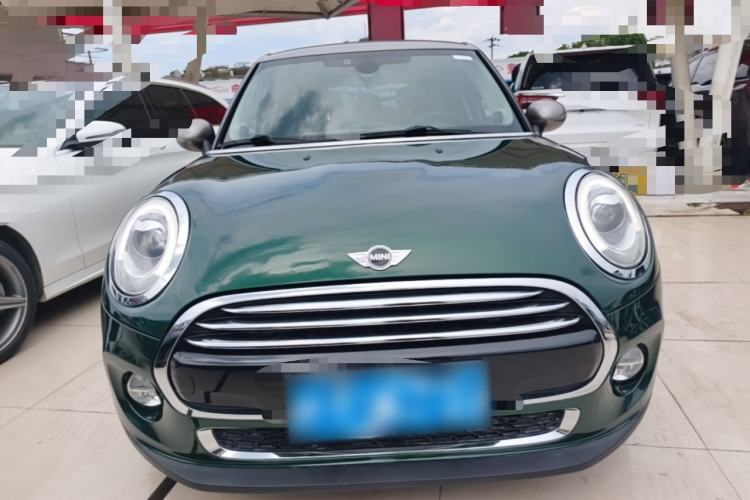 Used MINI 2016 1.5T COOPER SEVEN Five-Door Edition Front
