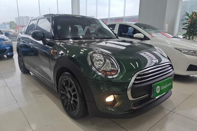Used MINI 2016 1.2T ONE Pioneer Edition Five-Door Version Front Right 45 Deg