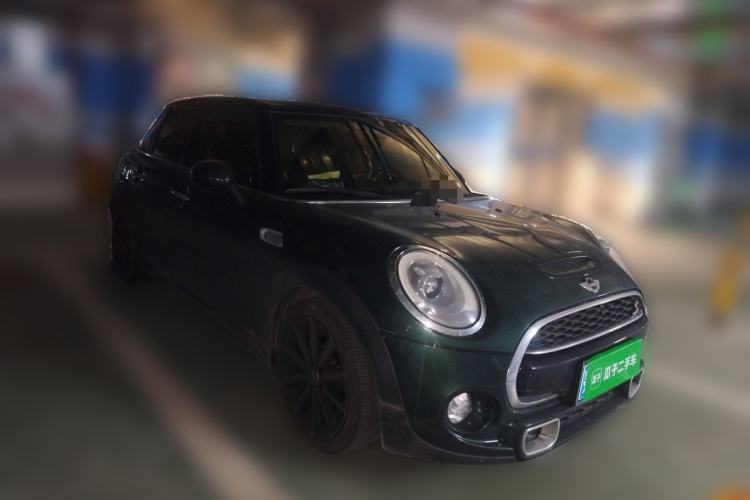 Used MINI 2016 2.0T COOPER S Pioneer Edition Five-Door Model Front Right 45 Deg