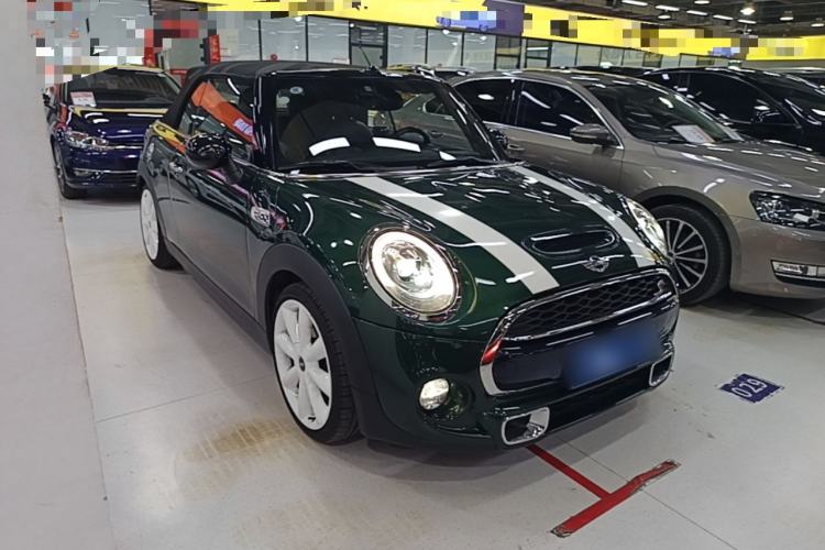 Used MINI 2016 2.0T COOPER S CABRIO Front Right 45 Deg