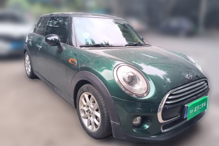 Used MINI 2016 1.5T COOPER Front Right 45 Deg