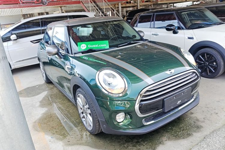 Used MINI 2016 1.5T COOPER SEVEN Five-Door Edition Front Right 45 Deg
