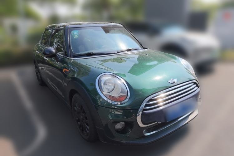 Used MINI 2016 1.5T COOPER Five-Door Edition Front Right 45 Deg
