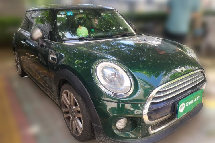 Used MINI 2016 1.5T COOPER SEVEN Front Right 45 Deg
