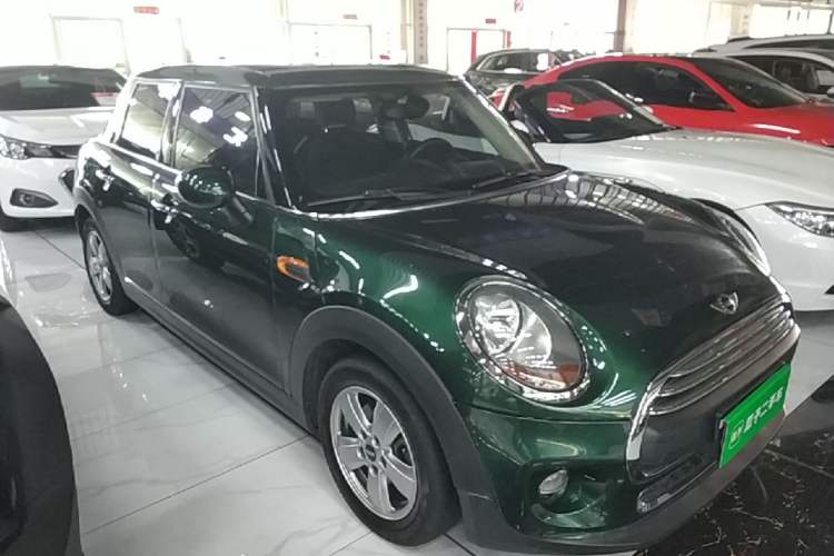 Used MINI 2016 1.2T ONE Five-Door Edition Front Right 45 Deg