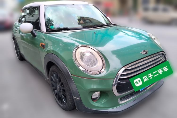 Used MINI 2016 1.5T COOPER Five-Door Edition Front Right 45 Deg