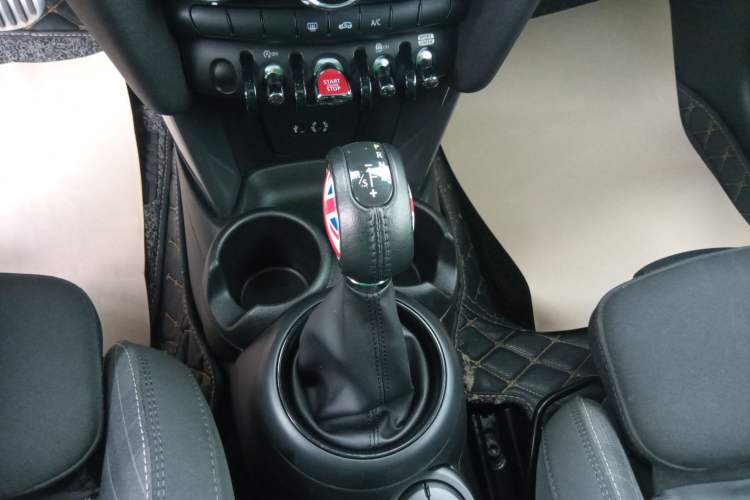 Used MINI 2016 1.5T COOPER Gear Lever