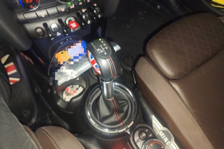 Used MINI 2016 2.0T COOPER S Pioneer Edition Five-Door Model Gear Lever