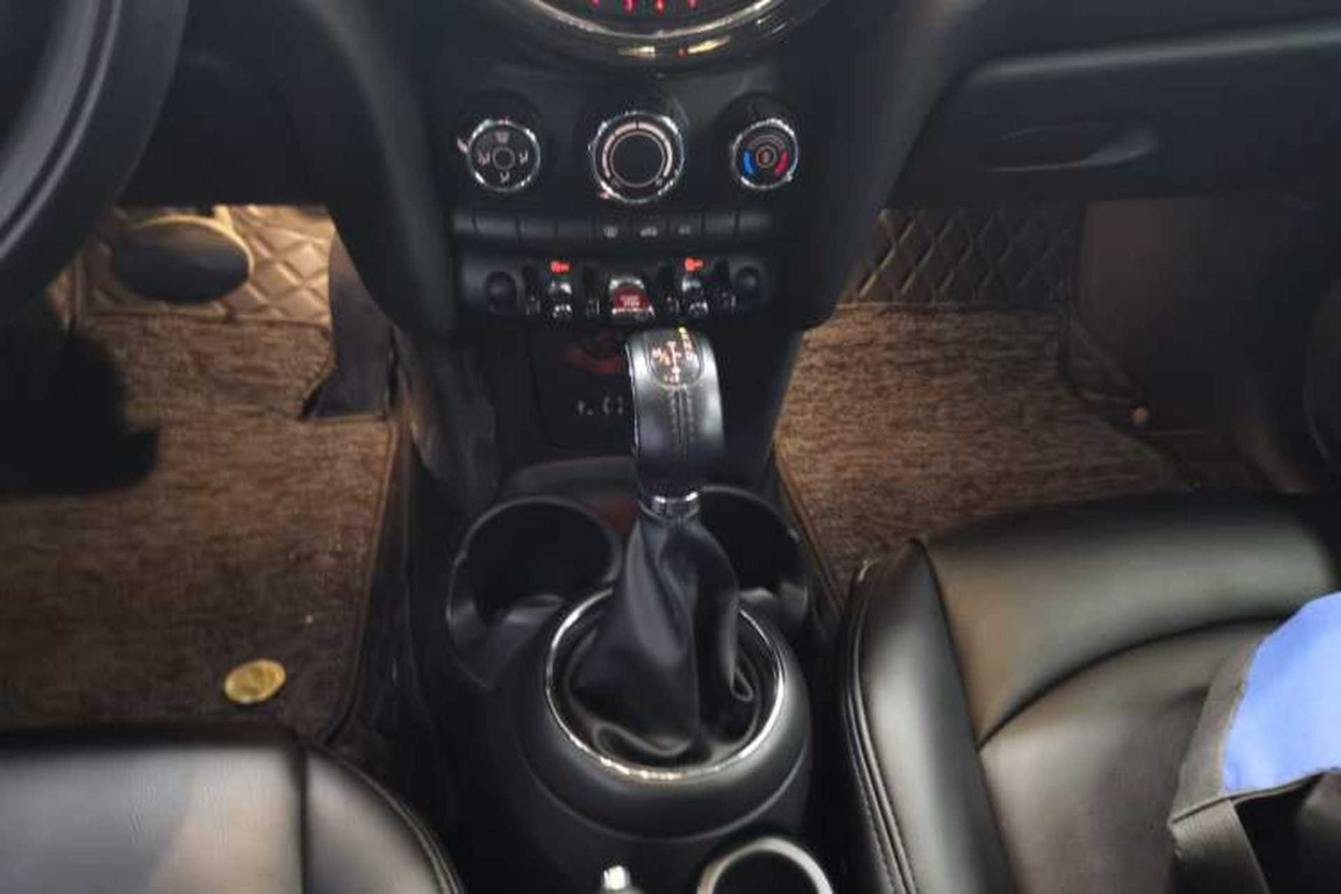Used MINI 2016 1.2T ONE Pioneer Edition Five-Door Version Gear Lever