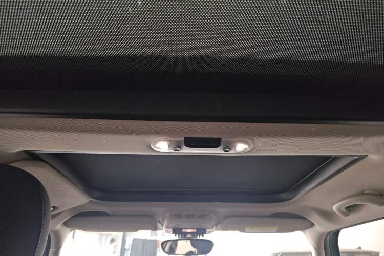 Used MINI 2016 1.5T COOPER Five-Door Edition Headliner