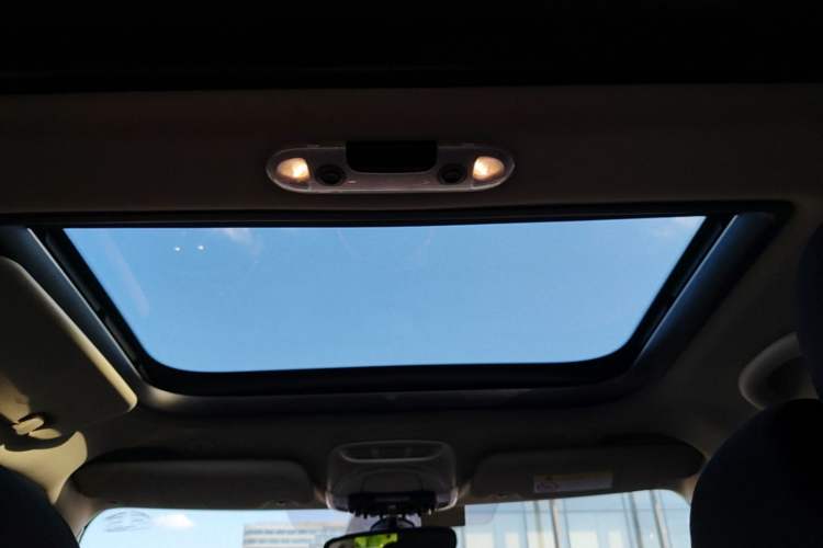 Used MINI 2016 1.5T COOPER Five-Door Edition Headliner