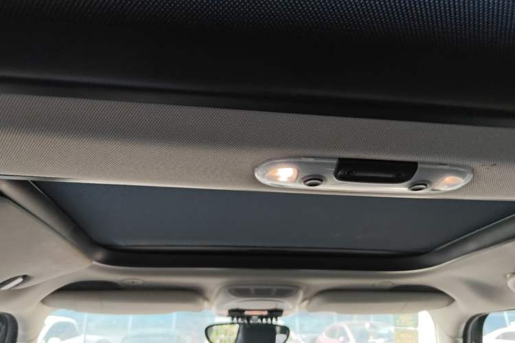 Used MINI 2016 1.5T COOPER Five-Door Edition Headliner
