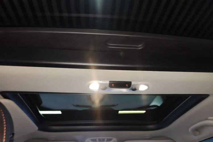 Used MINI 2016 1.2T ONE Pioneer Edition Five-Door Version Headliner