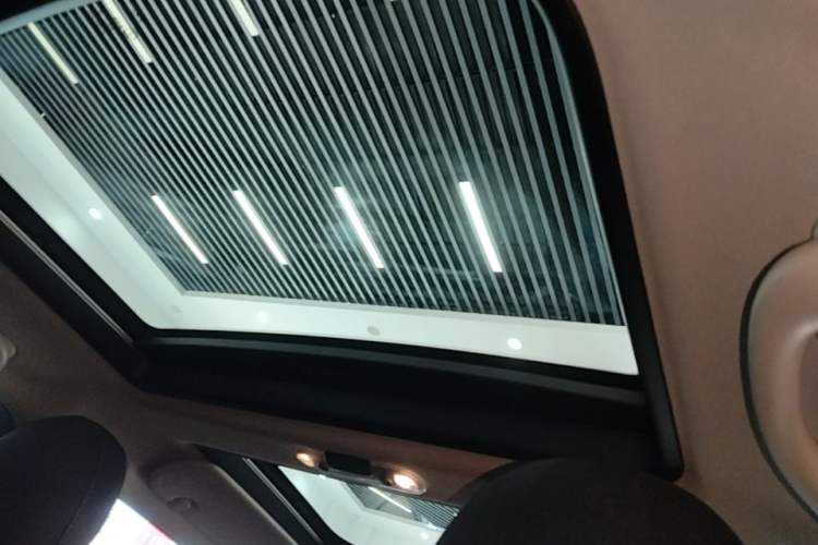 Used MINI 2016 1.5T COOPER Five-Door Edition Headliner