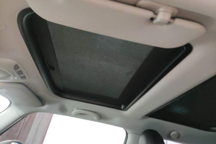 Used MINI 2016 1.5T COOPER Headliner