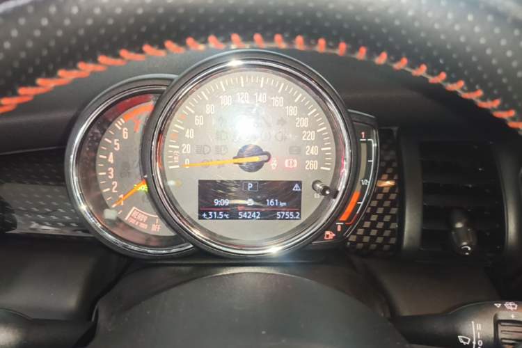 Used MINI 2016 2.0T COOPER S Instrument Cluster